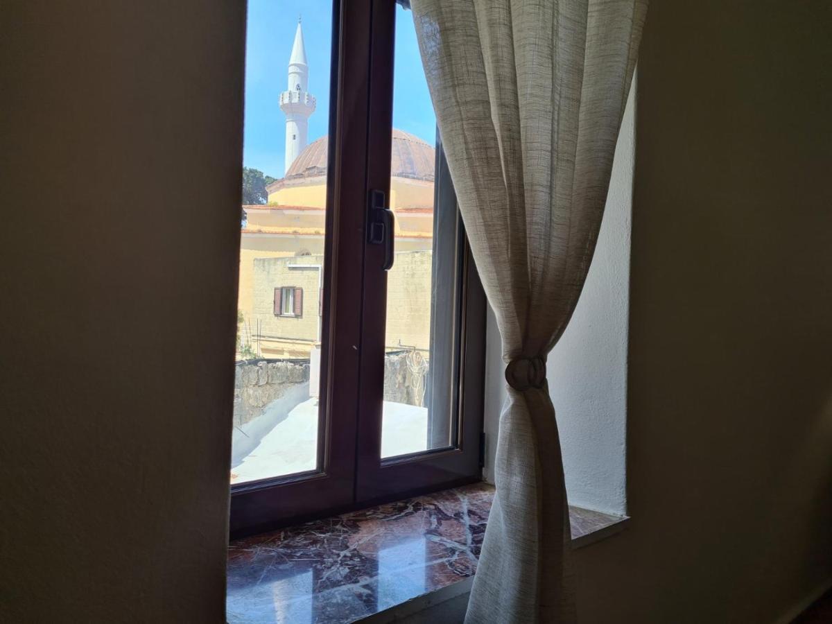 Appartamento Cosmos Old Town Rhodes City Esterno foto